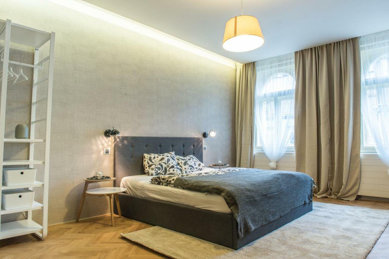 Exclusive 3 Bedroom Top-Notch Flat, Great Location ปราก ภายนอก รูปภาพ